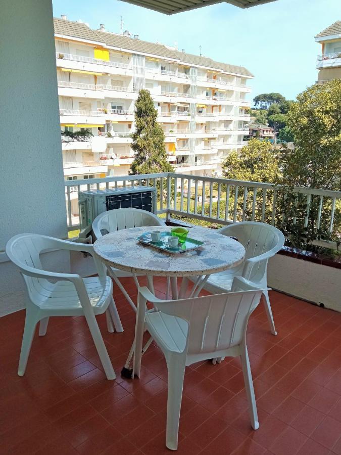 Apartamento Alessia Garden Lloret de Mar Bagian luar foto