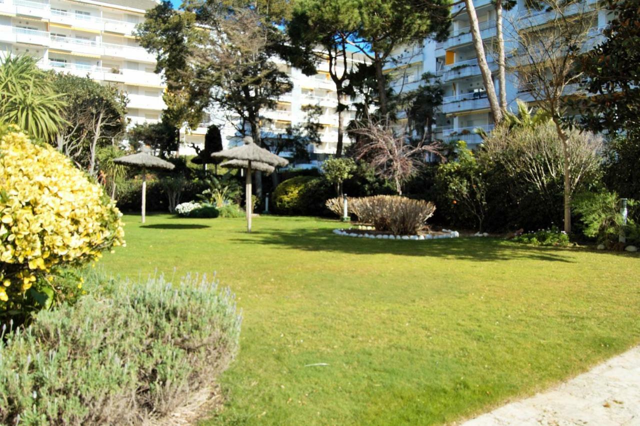 Apartamento Alessia Garden Lloret de Mar Bagian luar foto